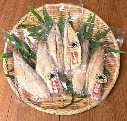 
                  
                    【07】骨取縄文干し3品詰合せ【いわきの夏ギフト2026】
                  
                